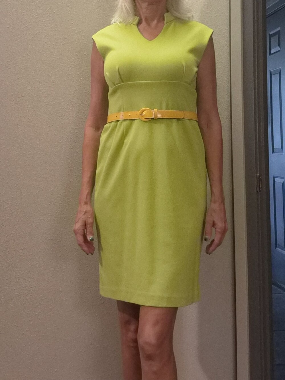 Sleeveless V-Neck Green Dress with Yellow Belt Size 8